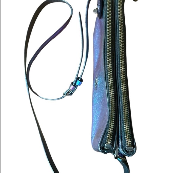 Rare Coach Holo Oil Slick Crossbody - Picture 11 of 12